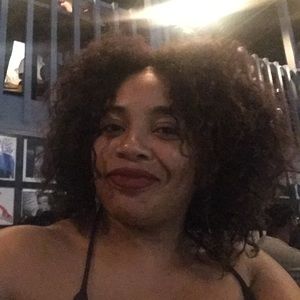 Meet your Posher, Shannon